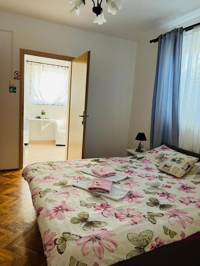 Rooms Verda Senj  Exteriör bild